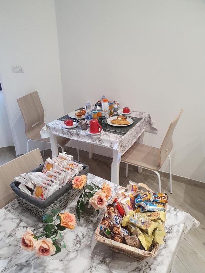 Rosa Del Salento Bed & Breakfast Lecce Eksteriør bilde
